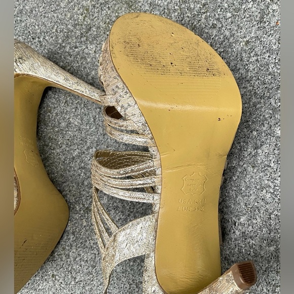 Papell Studios Glittery Gold High Heels Shoes - Leather Sole- Womens Size 6 1/2 - Picture 6 of 11